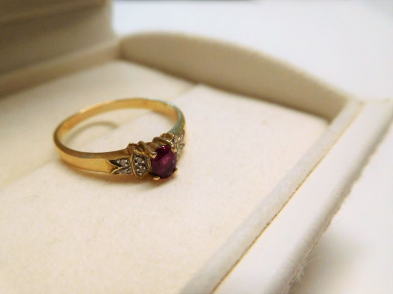 ヴィトンと巡る高級ブランド資産価値の真実と賢い買取活用術